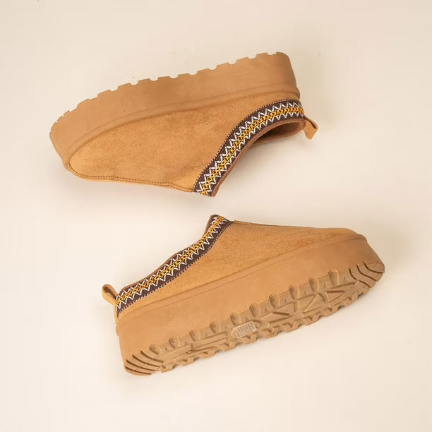 Pantufla Felpuda Mujer Camel
