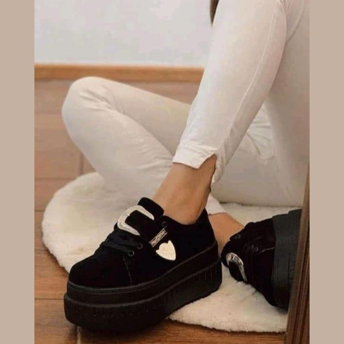 Zapatilla Hebilla Negra